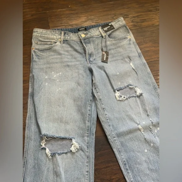 NWT relaxed straight low rise distressed jeans - Picture 5 of 7